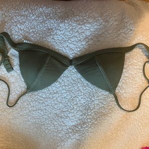 HOLLISTER BATHING SUIT TOP